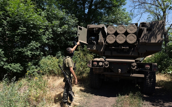 Hệ thống HIMARS ở Ukraine. Ảnh: Getty