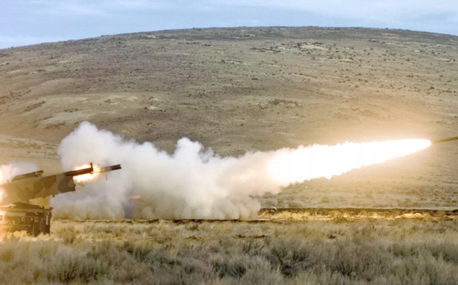 Hệ thống pháo phản lực HIMARS. Ảnh: AP