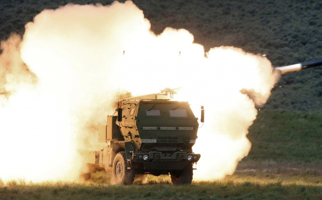 Hệ thống pháo phản lực HIMARS. Ảnh: AP