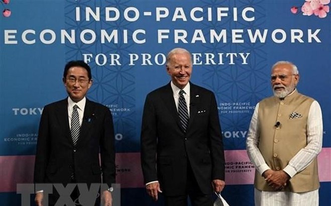 Thủ tướng Nhật Bản Kishida Fumio, Tổng thống Mỹ Joe Biden và Thủ tướng Ấn Độ Narendra Modi tại lễ công bố IPEF ở Nhật Bản ngày 23/5 Ảnh: TTXVN