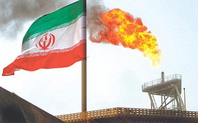 Dầu của Iran sẽ phải cạnh tranh với dầu của Nga tại các thị trường châu Á. Ảnh: Reuters