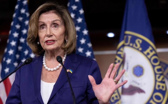 Tối 2/8, máy bay chở Chủ tịch Hạ viện Mỹ Nancy Pelosi đã hạ cánh xuống sân bay Tùng Sơn ở Đài Bắc, Đài Loan (Trung Quốc).