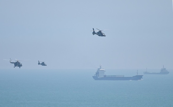 Trực thăng quân sự Trung Quốc xuất hiện gần Đài Loan ngày 4-8 - Ảnh: AFP