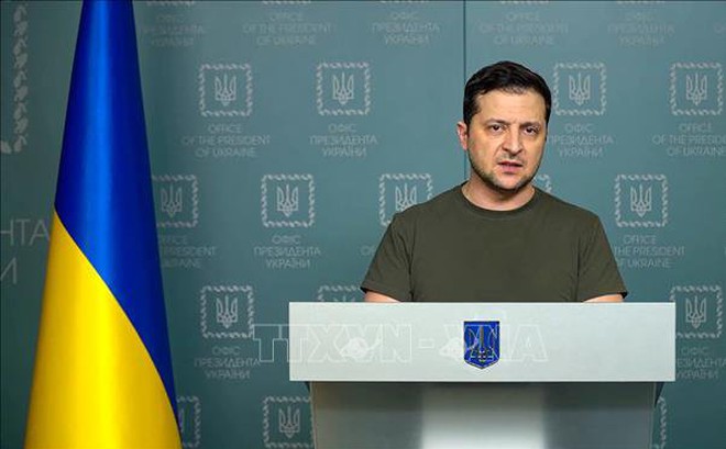 Tổng thống Ukraine Volodymyr Zelensky phát biểu tại Kiev ngày 27/2. Ảnh: AFP/TTXVN