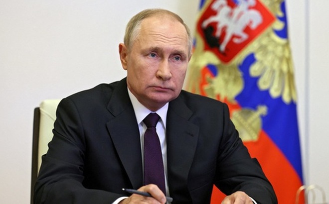 Tổng thống Nga Vladimir Putin kêu gọi hai bên bình tĩnh. Ảnh: Reuters