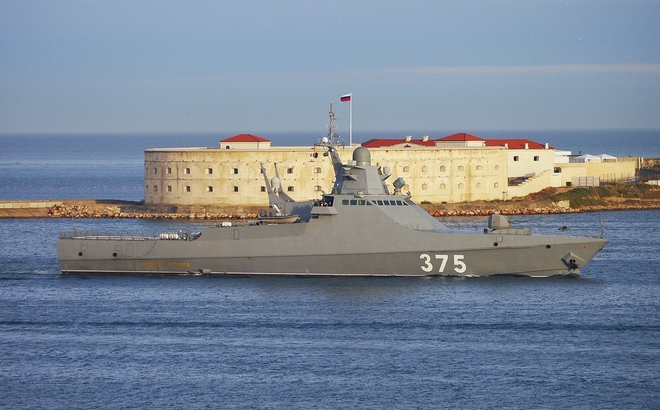 Một tàu tuần tra của Nga thuộc Đề án 22160 tại Sevastopol. (Ảnh:Wikipedia)