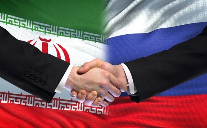 Nga và Iran bắt tay. Ảnh: Russia Briefing.