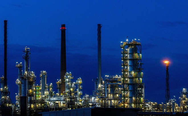 Nhà máy lọc dầu PCK Schwedt do PCK Raffinerie GmbH, một công ty con của Rosneft, điều hành ở Schwedt, Đức - Ảnh: BLOOMBERG