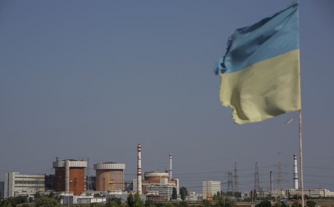 Một tên lửa được cho là đã bắn trúng các lò phản ứng tại nhà máy điện hạt nhân lớn thứ hai của Ukraine. (Ảnh minh họa)