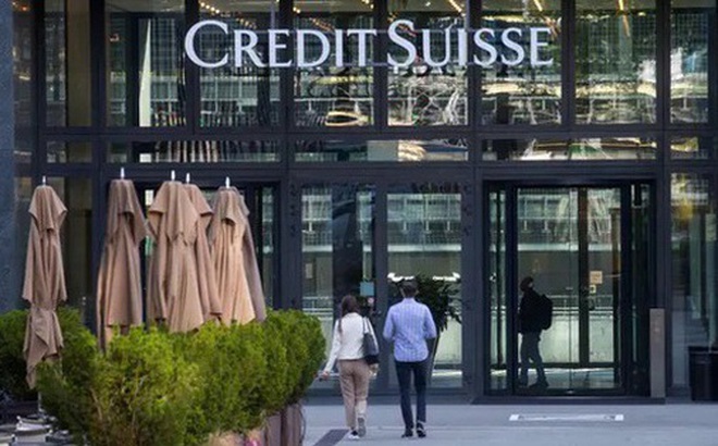 Ngân hàng đầu tư Credit Suisse ở Thụy Sĩ chuyên giúp quản lý tài sản của nhiều người giàu nhất thế giới. Ảnh: Reuters