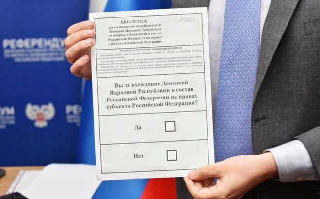 Hình ảnh lá phiếu trong cuộc trưng cầu ý dân ở Donetsk. Ảnh: RiaNovosti