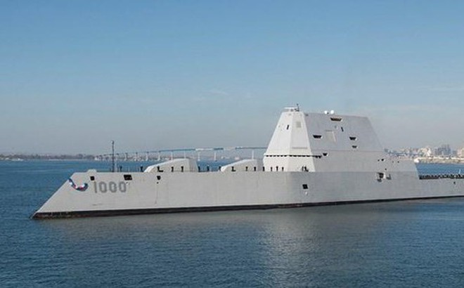 Tàu chiến đấu mặt nước hiện đại nhất của Mỹ USS Zumwalt