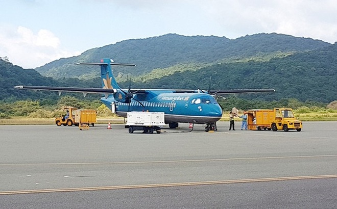 Sân bay Côn Đảo hiện nay chỉ khai thác được máy bay ATR72 và tương đương, chưa tiếp nhận được máy bay loại lớn hơn như Airbus A320, A321 - Ảnh: TUẤN PHÙNG