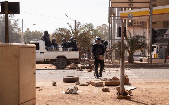 Lực lượng an ninh Burkina Faso tuần tra tại thủ đô Ouagadougou. Ảnh tư liệu: AFP/TTXVN