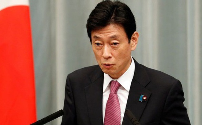 Bộ trưởng Kinh tế, Thương mại và Công nghiệp Nhật Bản Nishimura Yasutoshi - Ảnh: REUTERS