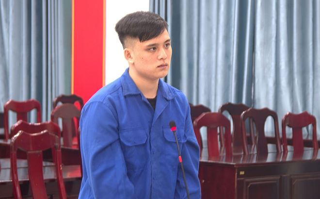 Bị cáo Nguyễn Tiến Tùng tại phiên xét xử.