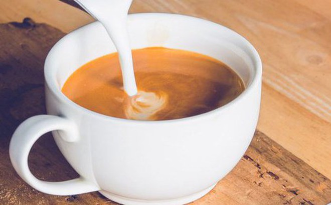 Cà phê có thể gây hại cho sức khỏe nếu uống không đúng cách (Ảnh: Shutterstock)