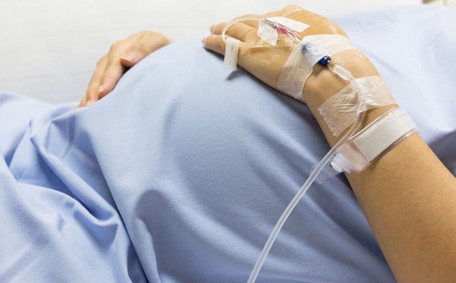 Cấy ghép tử cung - một phương pháp biến giấc mơ làm mẹ của nhiều phụ nữ hiếm muộn thành sự thật. Ảnh: Shutterstock