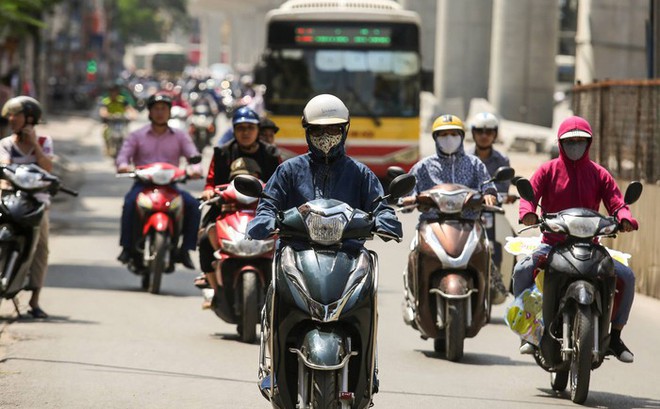 Bắc Bộ nắng nóng gay gắt trong ngày 18/5. (Ảnh: Lê Minh Sơn/Vietnam+)