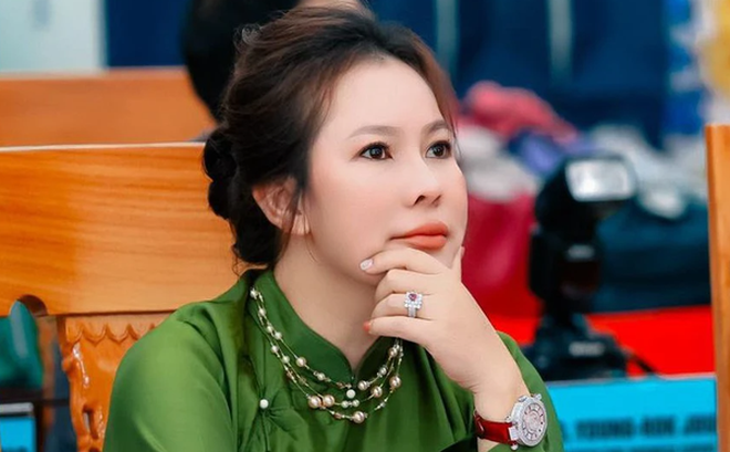 CEO Ngọc Tiền