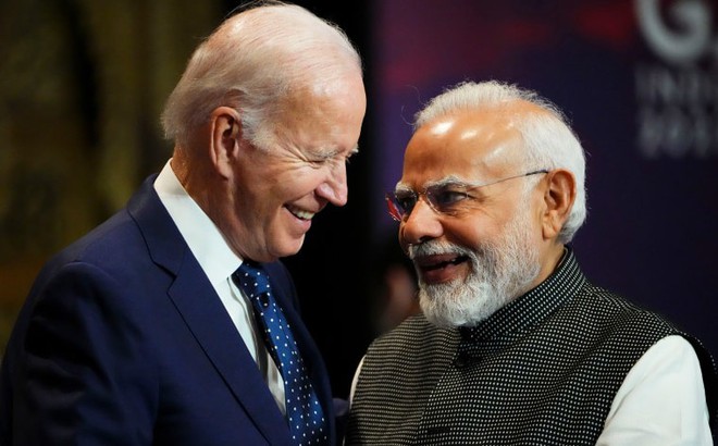 Tổng thống Mỹ Joe Biden (trái) và Thủ tướng Ấn Độ Narendra Modi