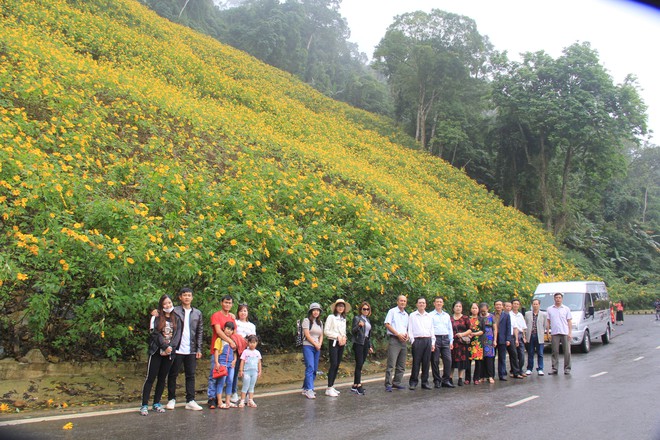 Nơi được ví như "Đà Lạt thu nhỏ" nhờ mùa hoa vàng rực rỡ, thì ra ngay gần Hà Nội, đường đi chỉ hơn 50km - Ảnh 6.