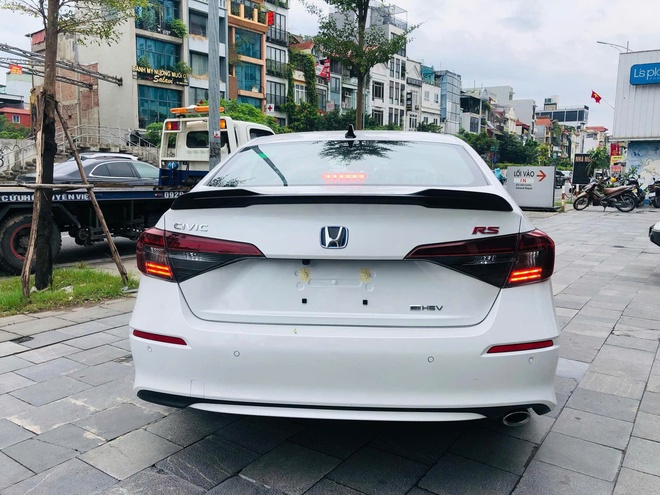 Honda Civic 2024 về đại lý: Không kèm "lạc", xe sẵn giao ngay nhưng số lượng cực ít - Ảnh 7.