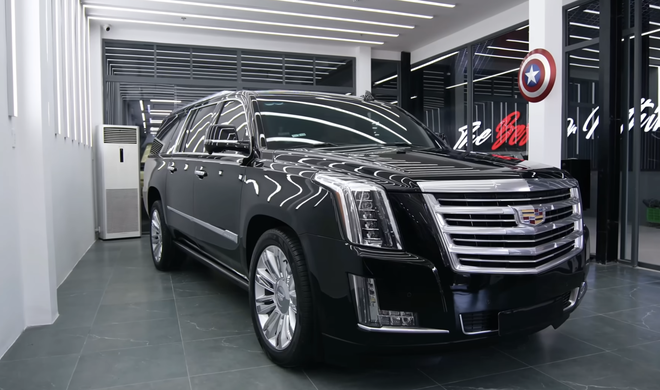 Tay chơi Thủ đô mang Cadillac Escalade 10 năm tuổi vào tận TP. HCM để tân trang: Nội thất thay bằng ghế Maybach, có thêm dàn karaoke ‘đỉnh nóc, kịch trần’ - Ảnh 10.