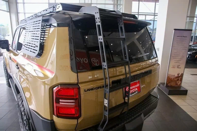 Toyota Land Cruiser thắng giải SEMA được rao bán gần 2,3 tỷ đồng - Ảnh 4.