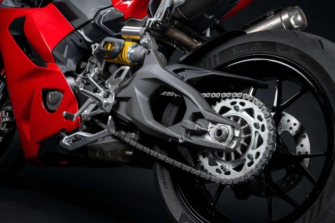 Ducati Panigale V2 và Streetfighter V2 2025 ra mắt - Ảnh 5.