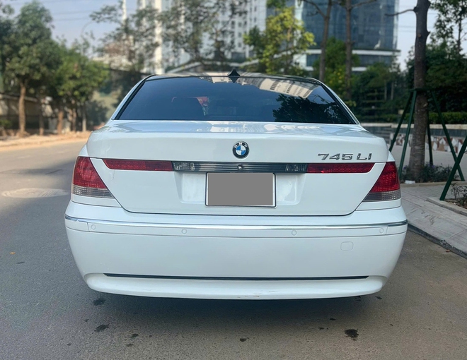 Rao BMW 7-Series 20 năm tuổi chỉ hơn 200 triệu, người bán khẳng định: Xe 'chạy phè phè', nhiều tiện nghi ngang xe sang hiện nay - Ảnh 9.