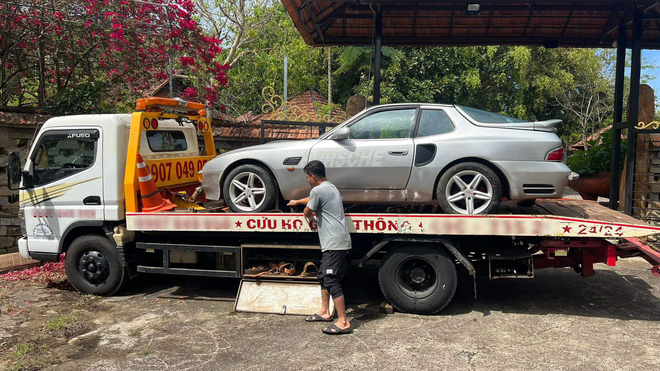 Lần đầu bắt gặp ông Đặng Lê Nguyên Vũ lái Porsche 944 sau gần một năm: Xe đã được dọn lại, thay tem, bỏ biển đẹp - Ảnh 4.