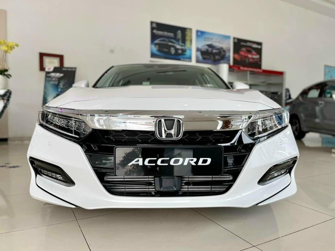 Honda Accord giảm giá 250 triệu tới tận Tết Nguyên đán, quyết thoát khỏi nhóm xe bán chậm - Ảnh 5.