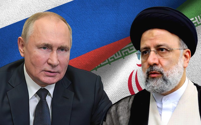 Tổng thống Nga Vladimir Putin (trái) và Tổng thống Iran Ebrahim Raisi - Ảnh: Asia Times