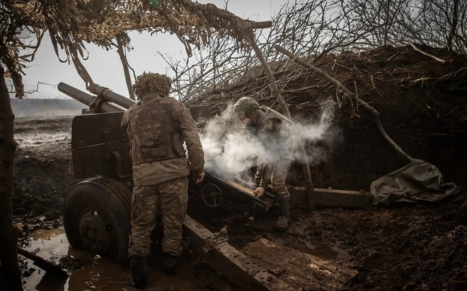 Quân đội Ukraine nhắm vào quân Nga ở Avdiivka tháng trước. Ảnh: The New York Times