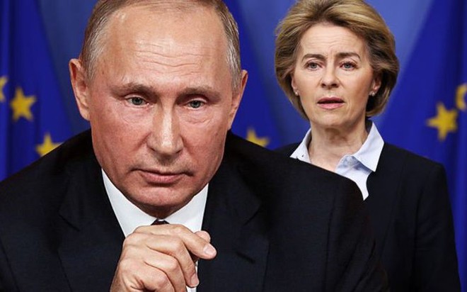 Tổng thống Nga Vladimir Putin và Chủ tịch Ủy ban châu Âu Ursula von der Leyen. Ảnh: Getty