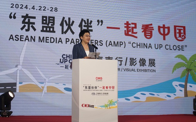 Lễ khởi động Hành trình Hải Nam và triển lãm phim trong khuôn khổ chương trình "Cận cảnh Trung Quốc" tại Hải Nam, Trung Quốc. Ảnh: Thanh Phạm