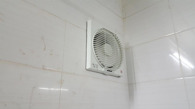 Một thiết bị trong nhà vệ sinh có bật cả ngày cũng chẳng tốn là bao tiền điện: Tác dụng không ngờ tới!- Ảnh 6.