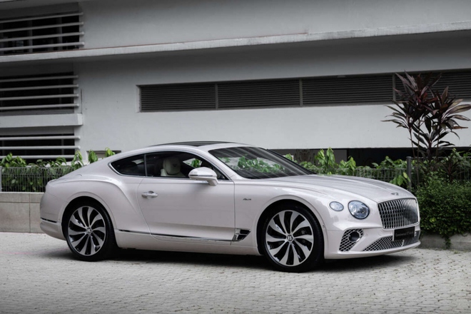 Chiêm ngưỡng Bentley Continental GT Azure giá 16 tỷ đồng- Ảnh 3.