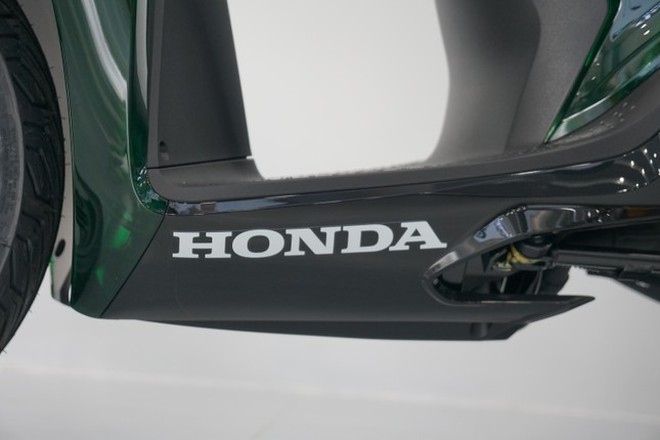Honda SH Vetro đầu tiên về Việt Nam, giá từ 140 triệu đồng- Ảnh 12.