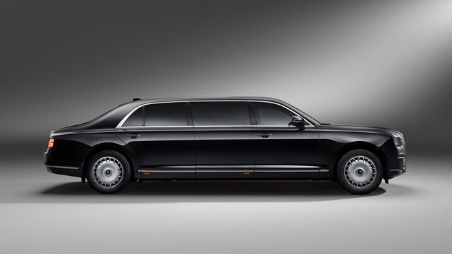 Cận cảnh chiếc limousine bọc thép thường được Tổng thống Putin mang theo khi công du nước ngoài- Ảnh 4.