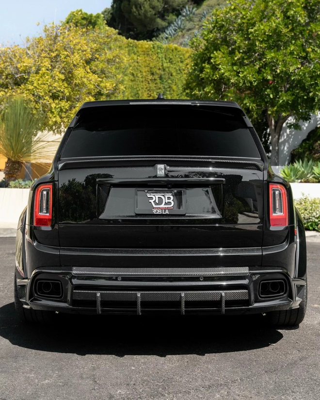 Rolls-Royce Cullinan Black Badge được nâng cấp với gói độ mới từ 1016 Industries- Ảnh 5.