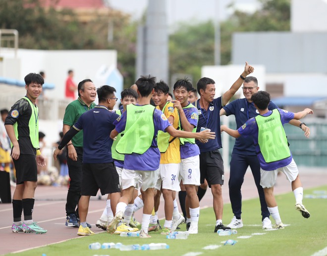 Hạ gục HAGL, U17 Hà Nội FC lần đầu vô địch giải quốc gia- Ảnh 3.