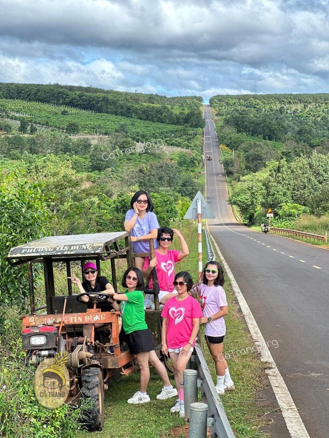 Phát hiện "con đường dựng đứng" ở Tây Nguyên, chưa đến 1km nhưng làm nhiều người nổi da gà khi nhìn thấy- Ảnh 7.