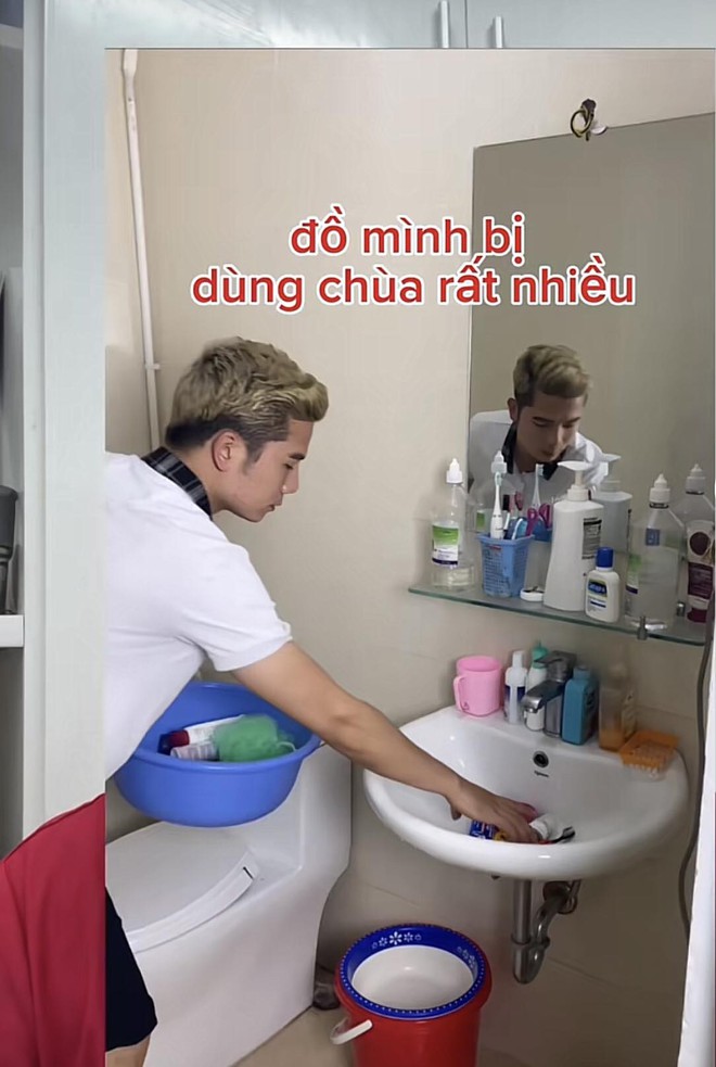 Tiktoker 1,8 triệu follow thừa nhận có lắp camera trong phòng vệ sinh nhà trọ, lý do bất ngờ- Ảnh 3. Tiktoker 1,8 triệu follow thừa nhận có lắp camera trong phòng vệ sinh nhà trọ, lý do bất ngờ- Ảnh 3.