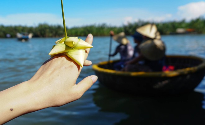 Chuyến đi thuyền ở miền Trung lọt danh sách "tuyệt vời nhất thế giới": Giá vé chưa đến 100.000 đồng/người - Ảnh 13.