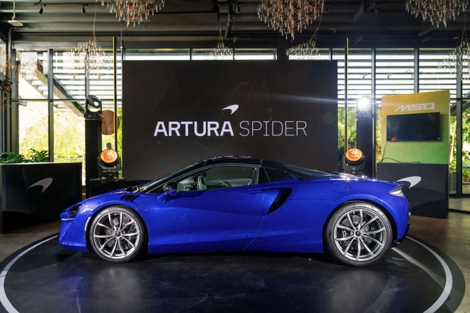 Siêu xe McLaren Artura Spider ra mắt, giá hơn 19 tỷ đồng - Ảnh 1.