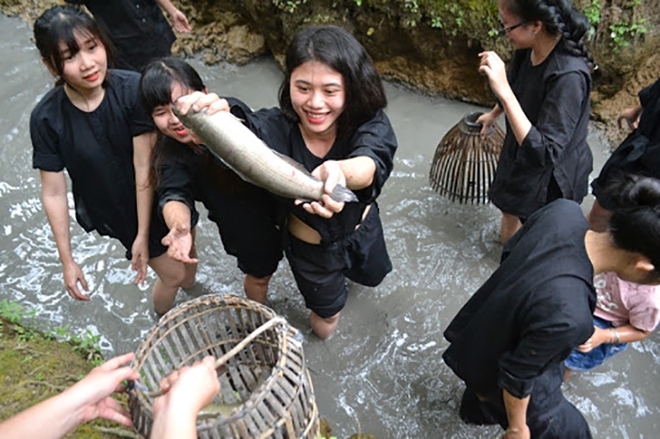 Thành phố được ví "mát" nhất miền Tây, từng lọt top trong lành nhất Đông Nam Á, cách TP.HCM chỉ hơn 100km - Ảnh 7.