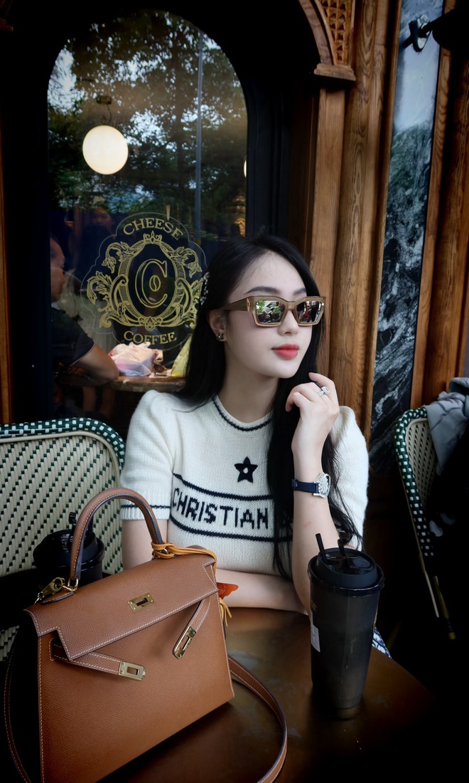 BTV Ánh Võ: Chính thức được cấp chứng chỉ hành nghề luật sư, hé lộ lý do xinh đẹp nhưng chưa có người yêu - Ảnh 5.