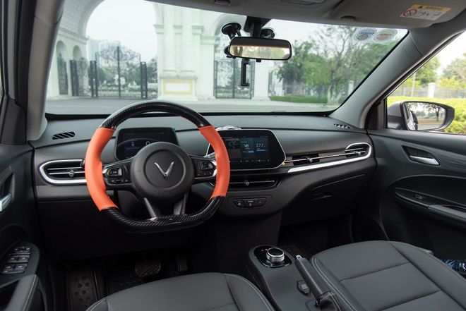 VinFast VF 5 là ‘vua doanh số’ Việt Nam năm 2024: Tháng cuối chốt gần 5.000 xe, bỏ xa nhóm Xpander, Ranger - Ảnh 9.